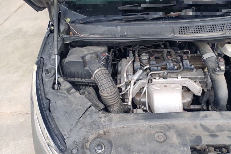Used Buick GL8 2017 ES 28T Comfort Model China V Standard Engine Bay Right