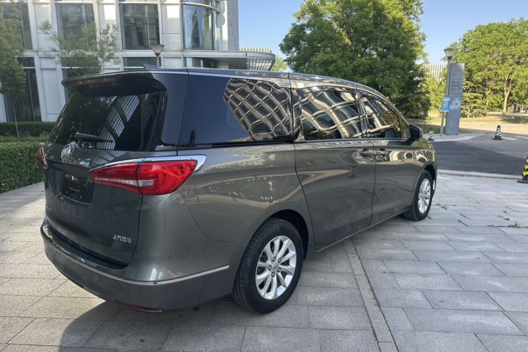 Used Buick GL8 2017 ES 28T Comfort Model China V Standard Exterior 1