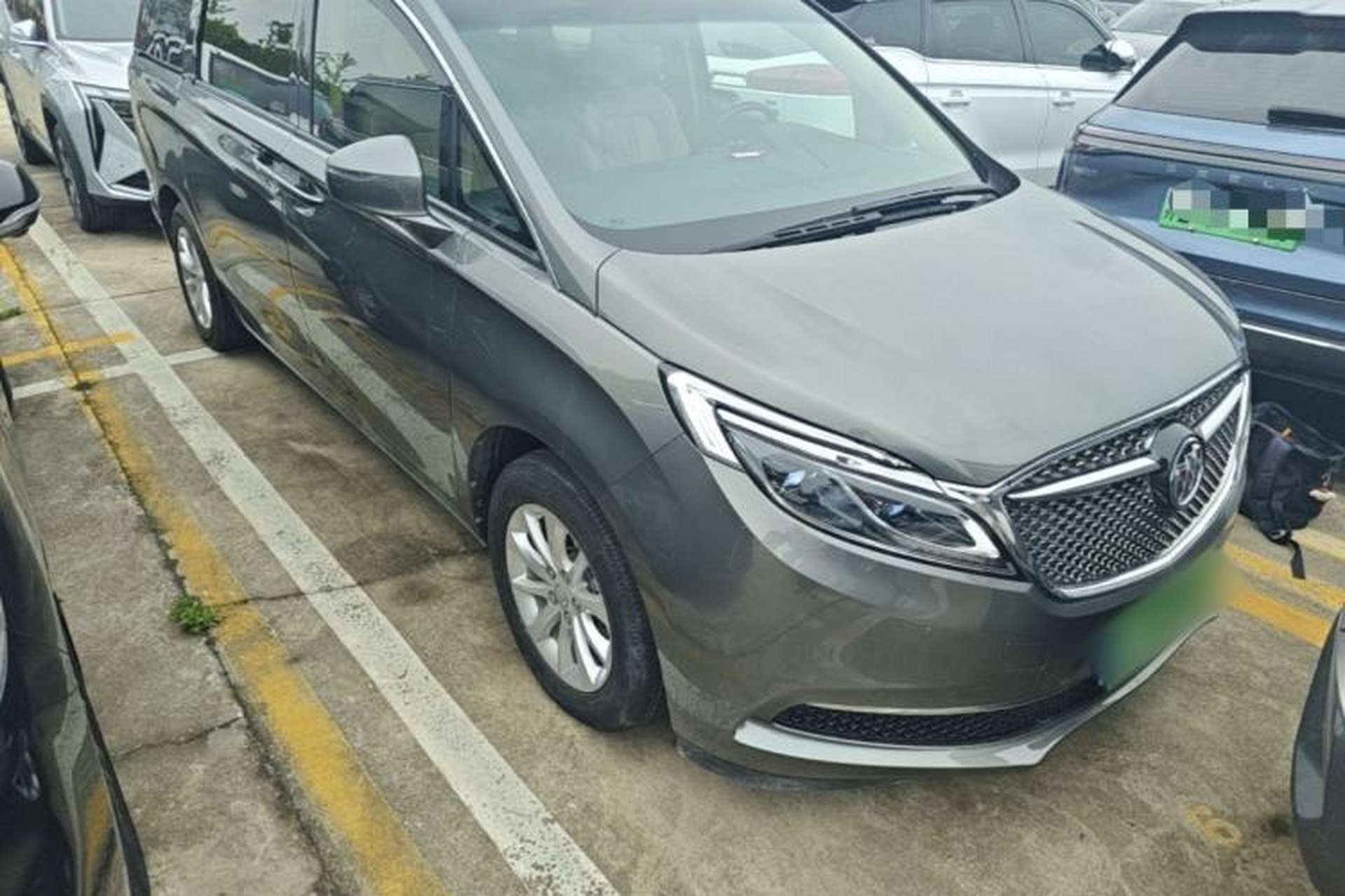Used Buick GL8 2017 ES 28T Premium Version China V Standard Exterior 1