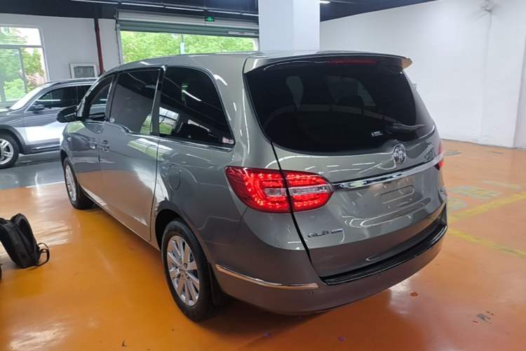 Used Buick GL8 2017 25S Comfort Version China V Standard Exterior 2