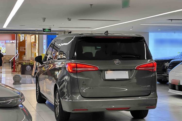 Used Buick GL8 2017 ES 28T Luxury Model China V Standard Exterior 2