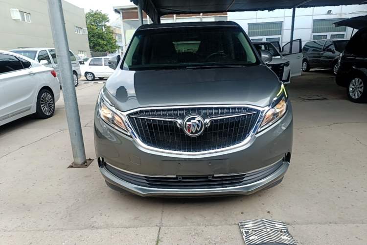 Used Buick GL8 2017 ES 28T Comfort Model China V Standard Front