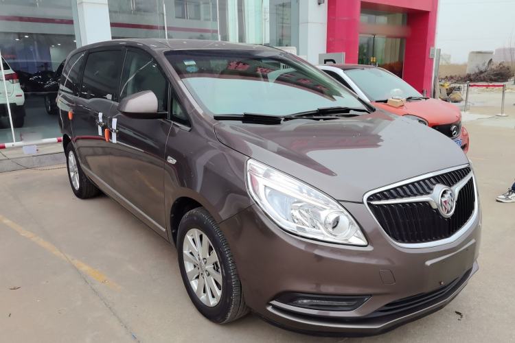 Used Buick GL8 2017 25S Luxury Version China V Standard Front Right 45 Deg