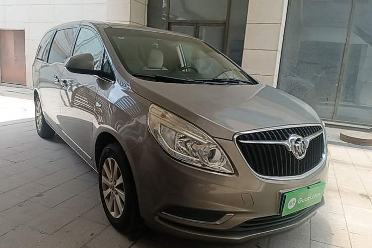 Used Buick GL8 2017 25S Luxury Version China V Standard Front Right 45 Deg
