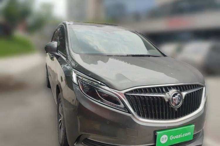 Used Buick GL8 2017 ES 28T Flagship Model China V Standard Front Right 45 Deg