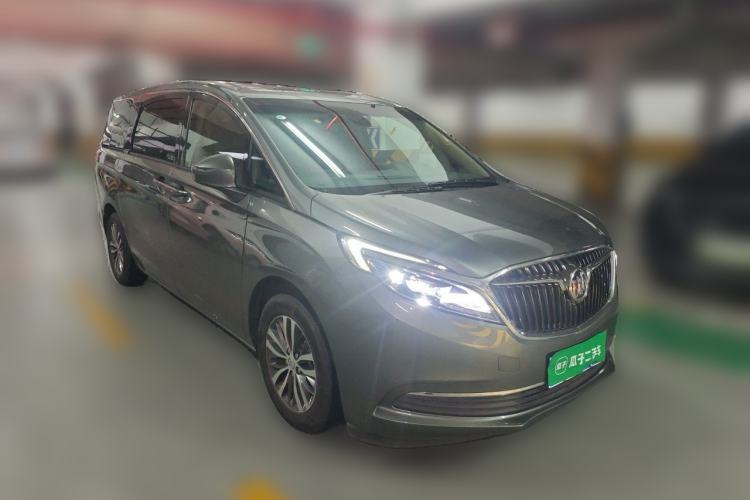 Used Buick GL8 2017 ES 28T Luxury Model China V Standard Front Right 45 Deg