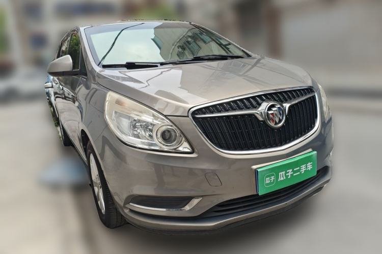 Used Buick GL8 2017 25S Luxury Version China V Standard Front Right 45 Deg