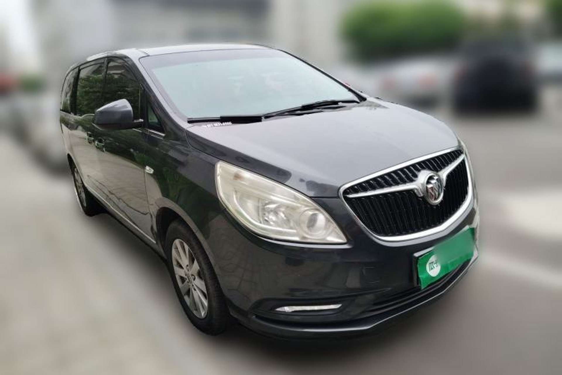 Used Buick GL8 2017 25S Luxury Version China V Standard Front Right 45 Deg