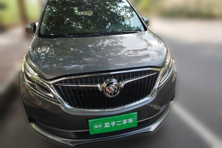 Used Buick GL8 2017 ES 28T Luxury Model China V Standard Front Right 45 Deg