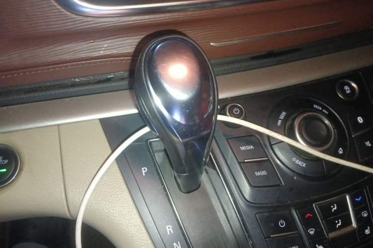 Used Buick GL8 2017 25S Prestige Version China V Standard Gear Lever