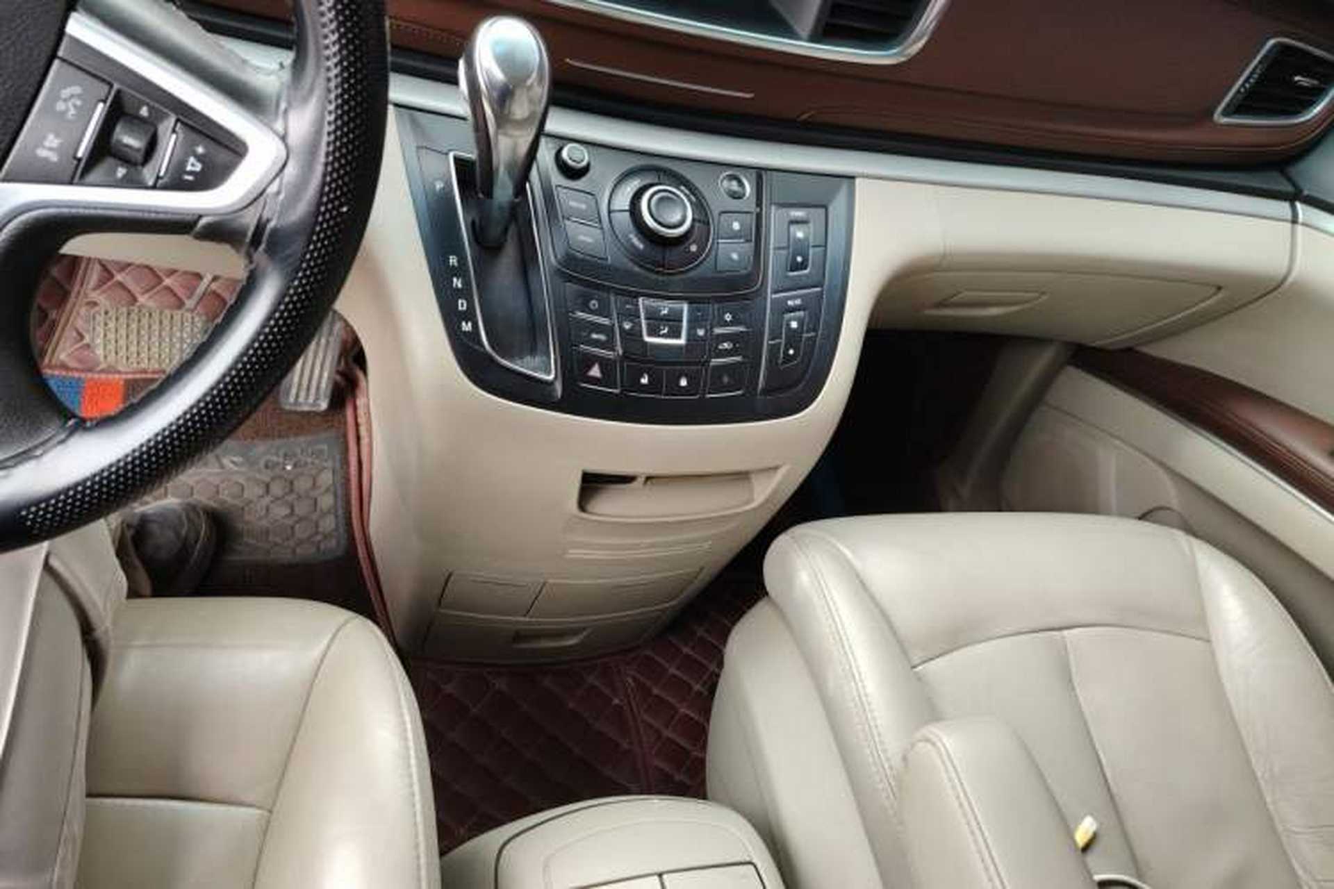 Used Buick GL8 2017 25S Luxury Version China V Standard Gear Lever