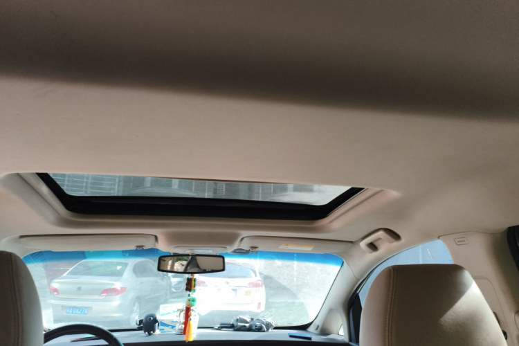 Used Buick GL8 2017 25S Prestige Version China V Standard Headliner