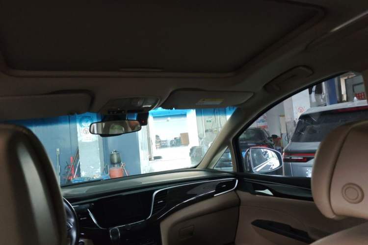 Used Buick GL8 2017 ES 28T Luxury Model China V Standard Headliner
