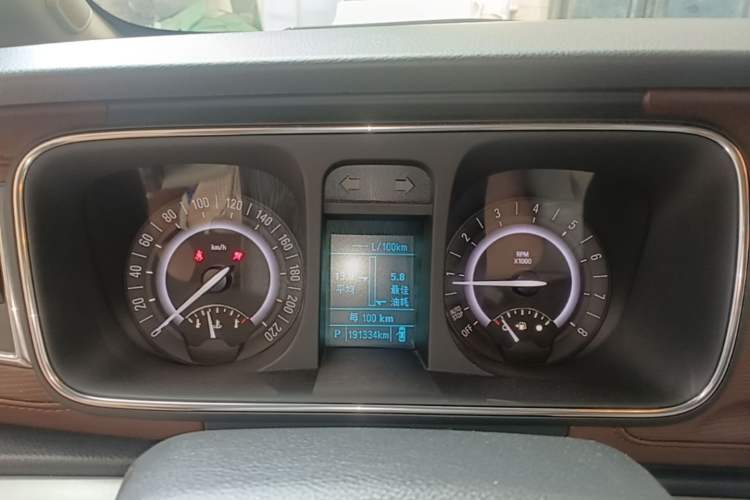 Used Buick GL8 2017 25S Luxury Version China V Standard Instrument Cluster