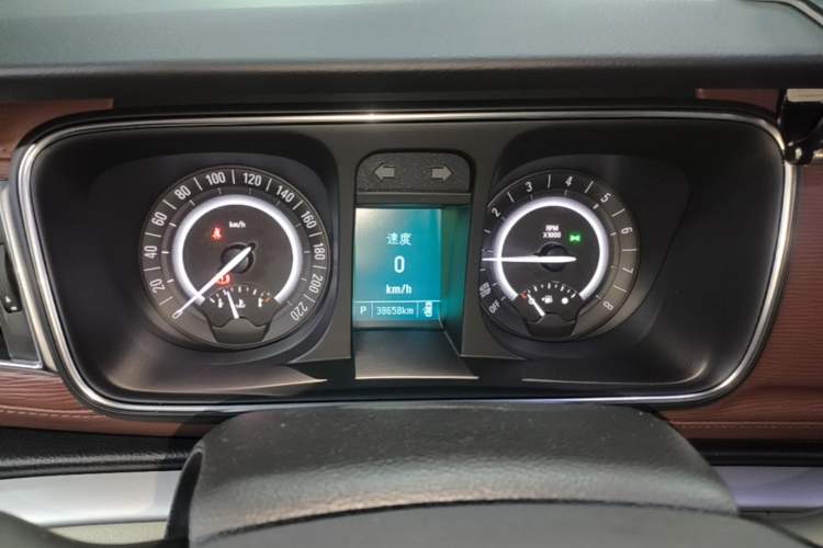 Used Buick GL8 2017 25S Comfort Version China V Standard Instrument Cluster