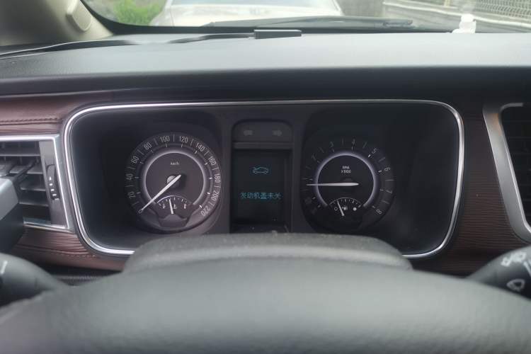 Used Buick GL8 2017 25S Luxury Version China V Standard Instrument Cluster