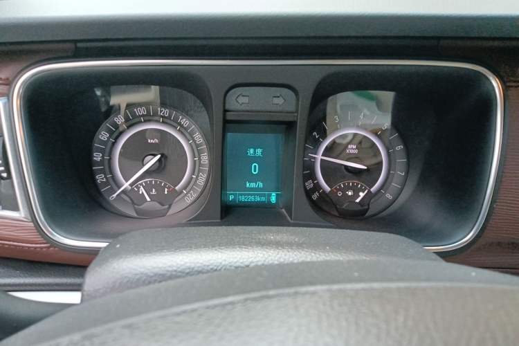 Used Buick GL8 2017 25S Prestige Version China V Standard Instrument Cluster