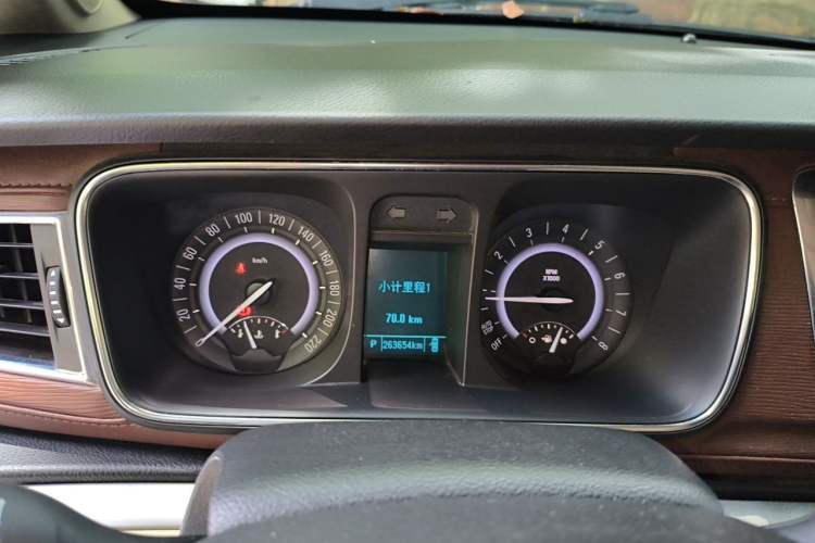 Used Buick GL8 2017 25S Luxury Version China V Standard Instrument Cluster