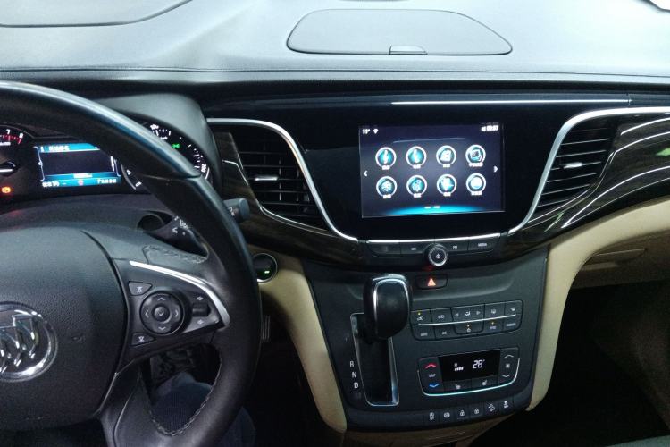Used Buick GL8 2017 ES 28T Premium Version China V Standard Interior 2