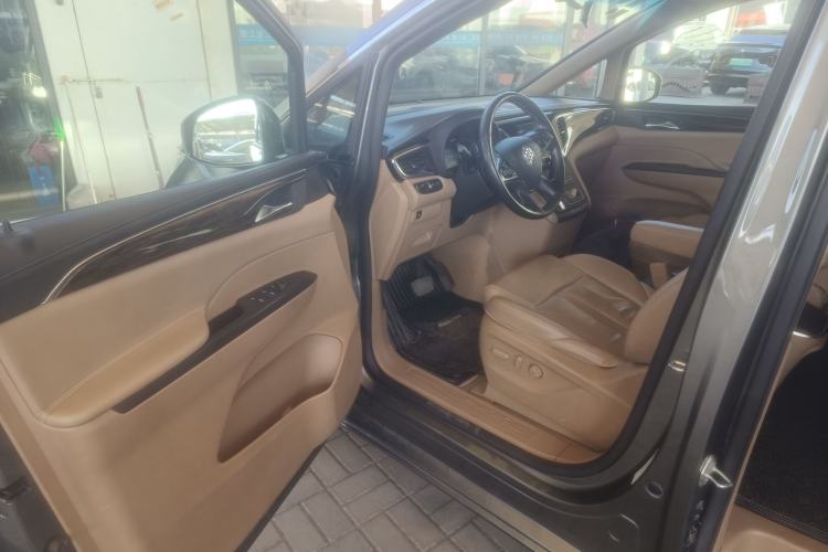 Used Buick GL8 2017 ES 28T Premium Version China V Standard Interior 3