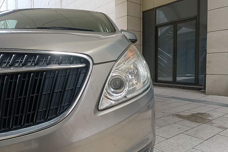 Used Buick GL8 2017 25S Luxury Version China V Standard Left Front Headlight