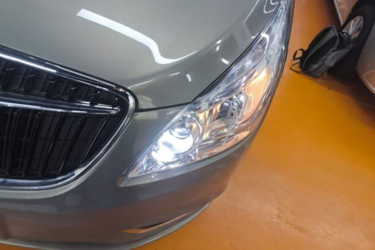 Used Buick GL8 2017 25S Comfort Version China V Standard Left Front Headlight