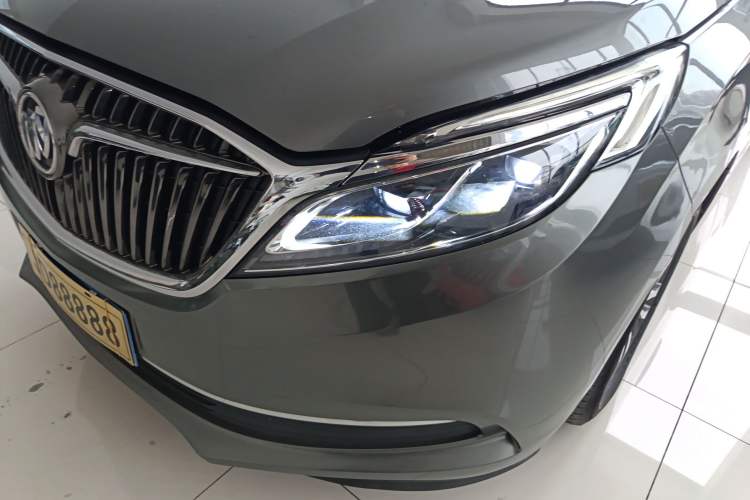 Used Buick GL8 2017 ES 28T Luxury Model China V Standard Left Front Headlight