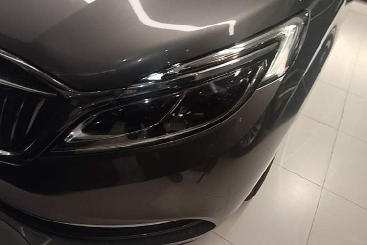Used Buick GL8 2017 ES 28T Luxury Model China V Standard Left Front Headlight