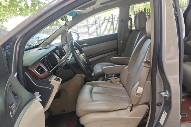 Used Buick GL8 2017 25S Comfort Version China V Standard Left Front Seat