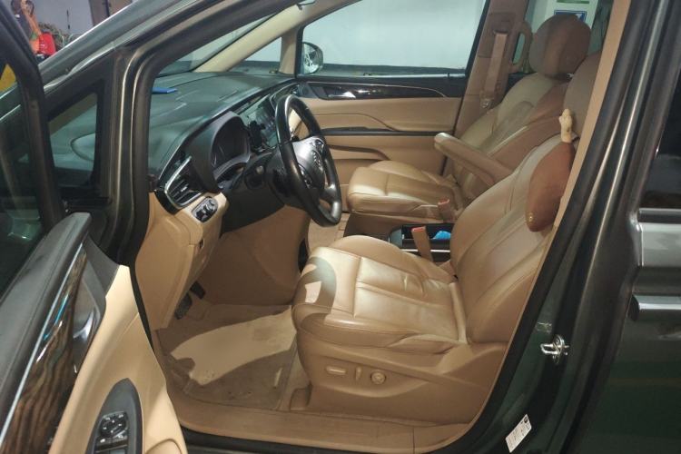 Used Buick GL8 2017 ES 28T Luxury Model China V Standard Left Front Seat