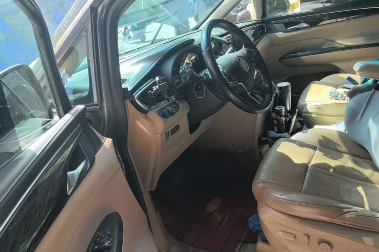 Used Buick GL8 2017 ES 28T Flagship Model China V Standard Left Front Seat