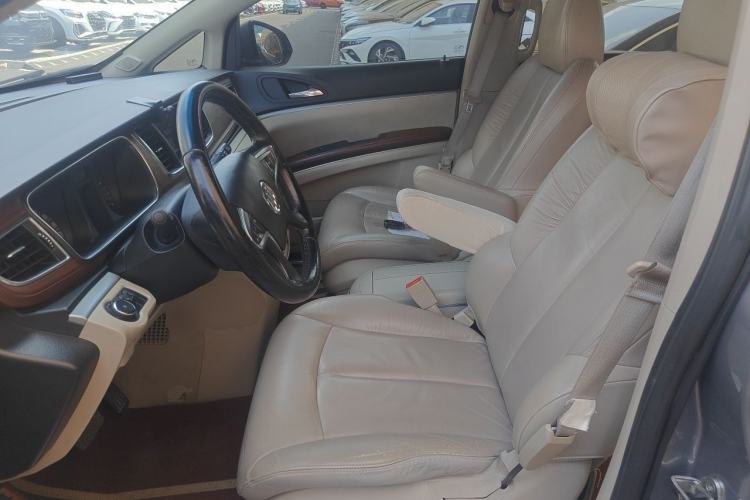Used Buick GL8 2017 25S Luxury Version China V Standard Left Front Seat
