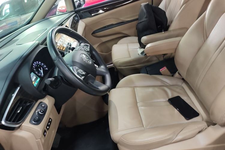 Used Buick GL8 2017 ES 28T Flagship Model China V Standard Left Front Seat