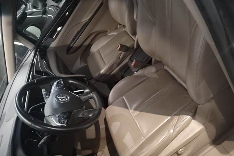 Used Buick GL8 2017 ES 28T Luxury Model China V Standard Left Front Seat