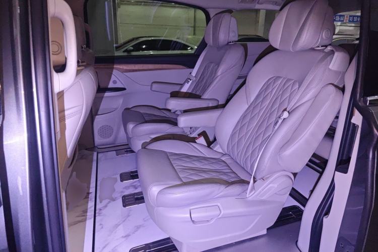 Used Buick GL8 2017 ES 28T Comfort Model China V Standard Left Rear Seat