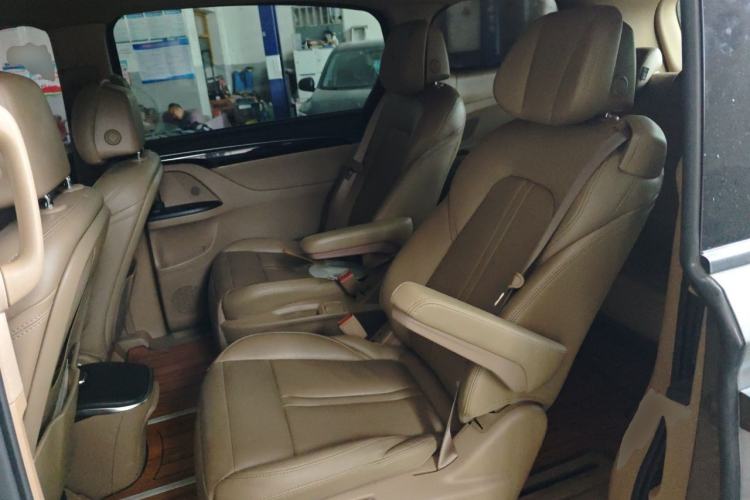 Used Buick GL8 2017 ES 28T Luxury Model China V Standard Left Rear Seat