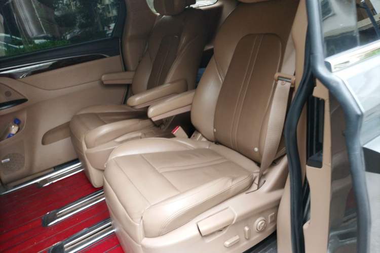 Used Buick GL8 2017 ES 28T Flagship Model China V Standard Left Rear Seat