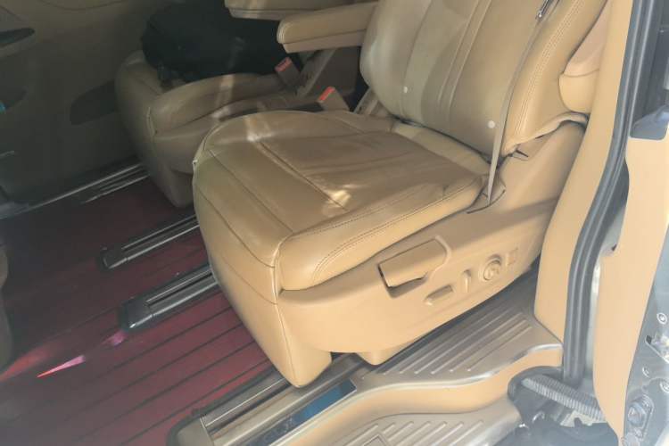 Used Buick GL8 2017 ES 28T Flagship Model China V Standard Left Rear Seat