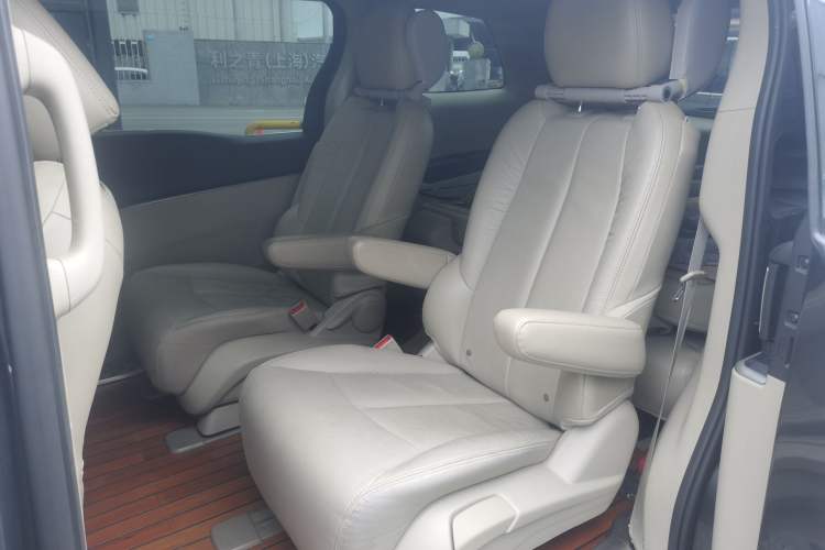 Used Buick GL8 2017 25S Luxury Version China V Standard Left Rear Seat