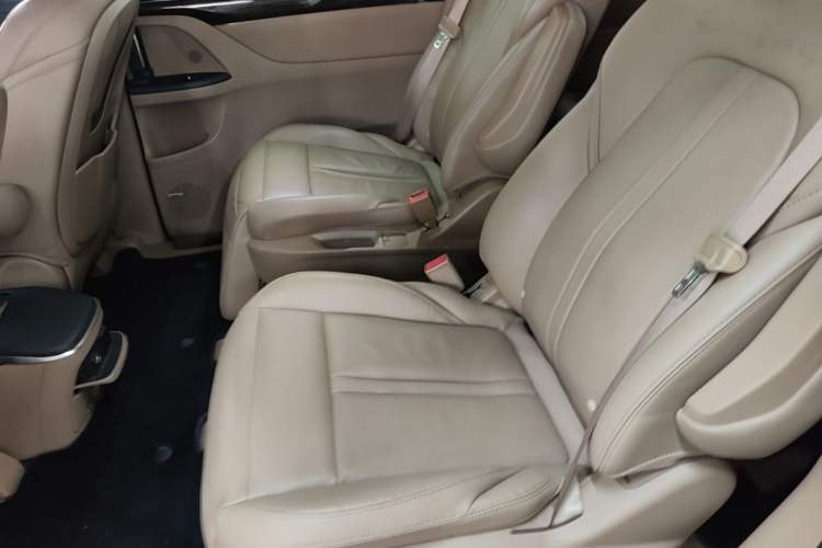 Used Buick GL8 2017 ES 28T Flagship Model China V Standard Left Rear Seat