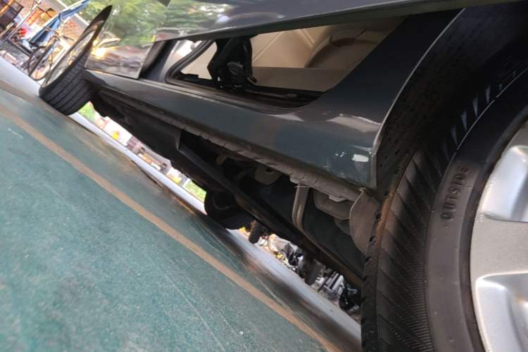 Used Buick GL8 2017 25S Comfort Version China V Standard Left Side Sill