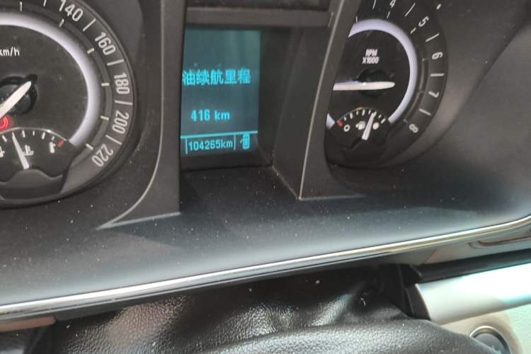 Used Buick GL8 2017 25S Comfort Version China V Standard Odometer Close Up