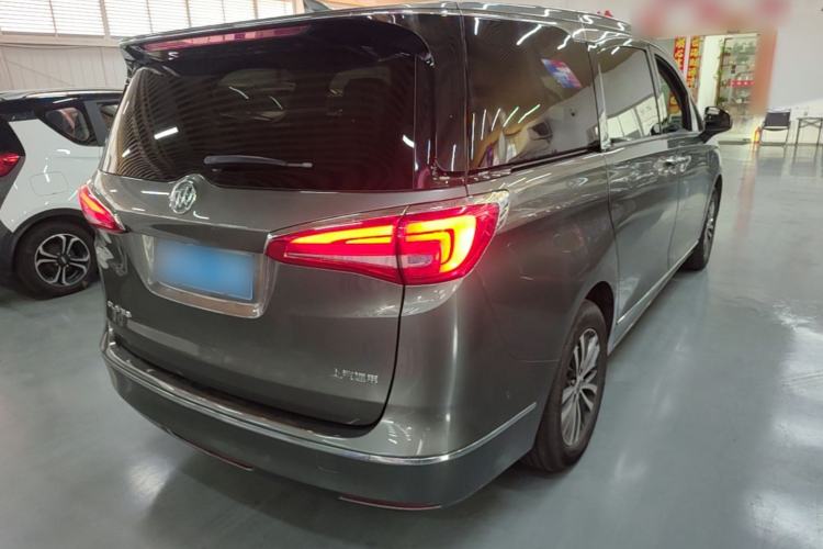 Used Buick GL8 2017 ES 28T Flagship Model China V Standard Rear Right 45 Deg
