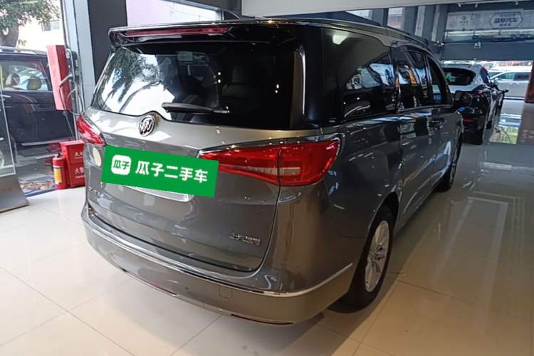 Used Buick GL8 2017 ES 28T Comfort Model China V Standard Rear Right 45 Deg