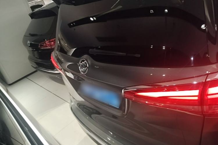 Used Buick GL8 2017 ES 28T Luxury Model China V Standard Rear