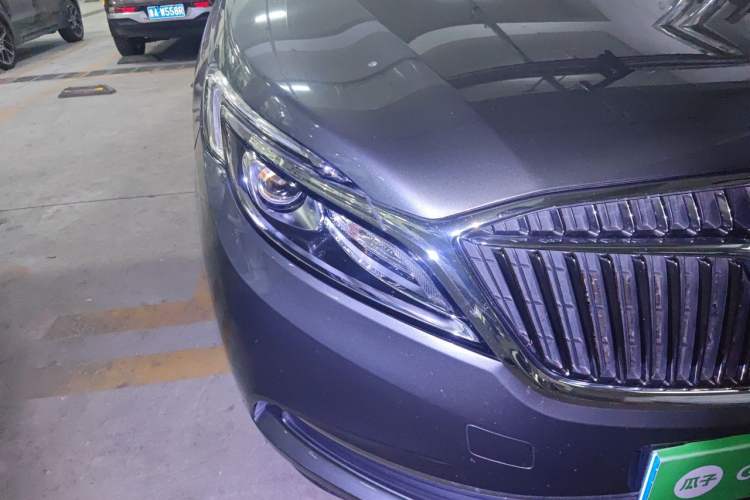 Used Buick GL8 2017 ES 28T Comfort Model China V Standard Right Front Headlight