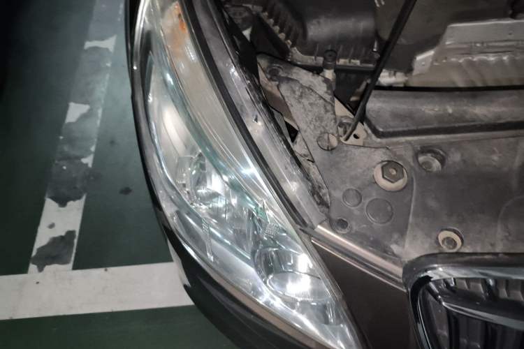 Used Buick GL8 2017 25S Luxury Version China V Standard Right Front Headlight