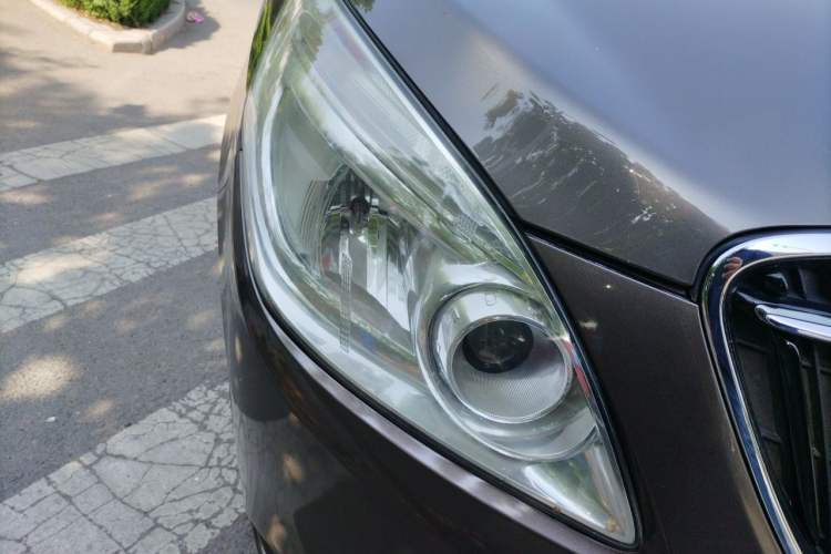 Used Buick GL8 2017 25S Comfort Version China V Standard Right Front Headlight
