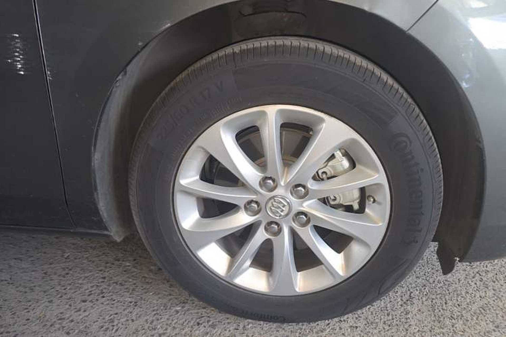 Used Buick GL8 2017 ES 28T Premium Version China V Standard Right Front Wheel Hub