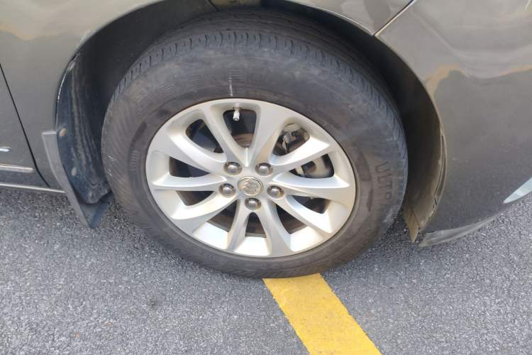 Used Buick GL8 2017 ES 28T Comfort Model China V Standard Right Front Wheel Hub